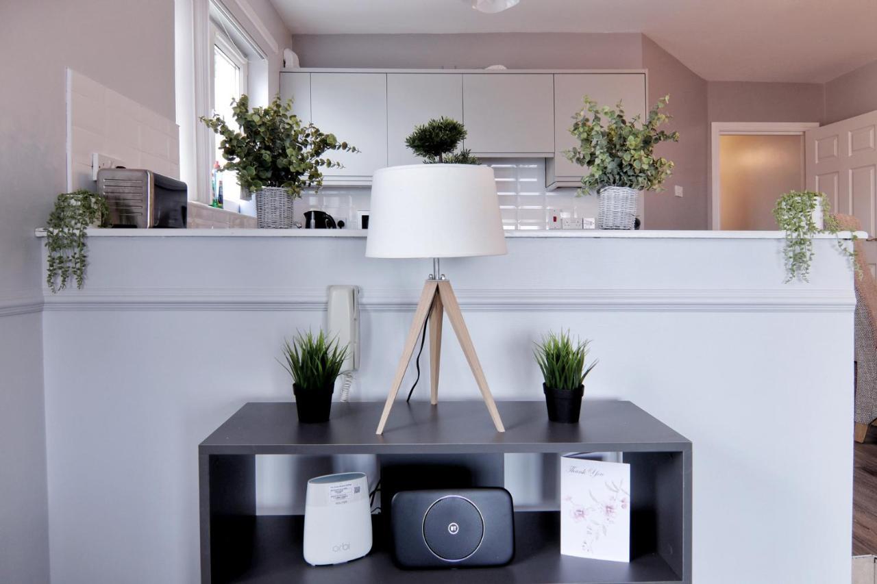 Bayview Apartments Ballygally  Extérieur photo