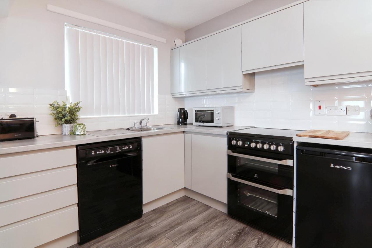 Bayview Apartments Ballygally  Extérieur photo